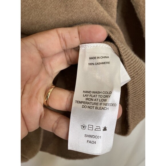 Quince 100% Cashmere Sweater Size Medium Carmel V-Neck Soft Pullover Career - Picture 10 of 12